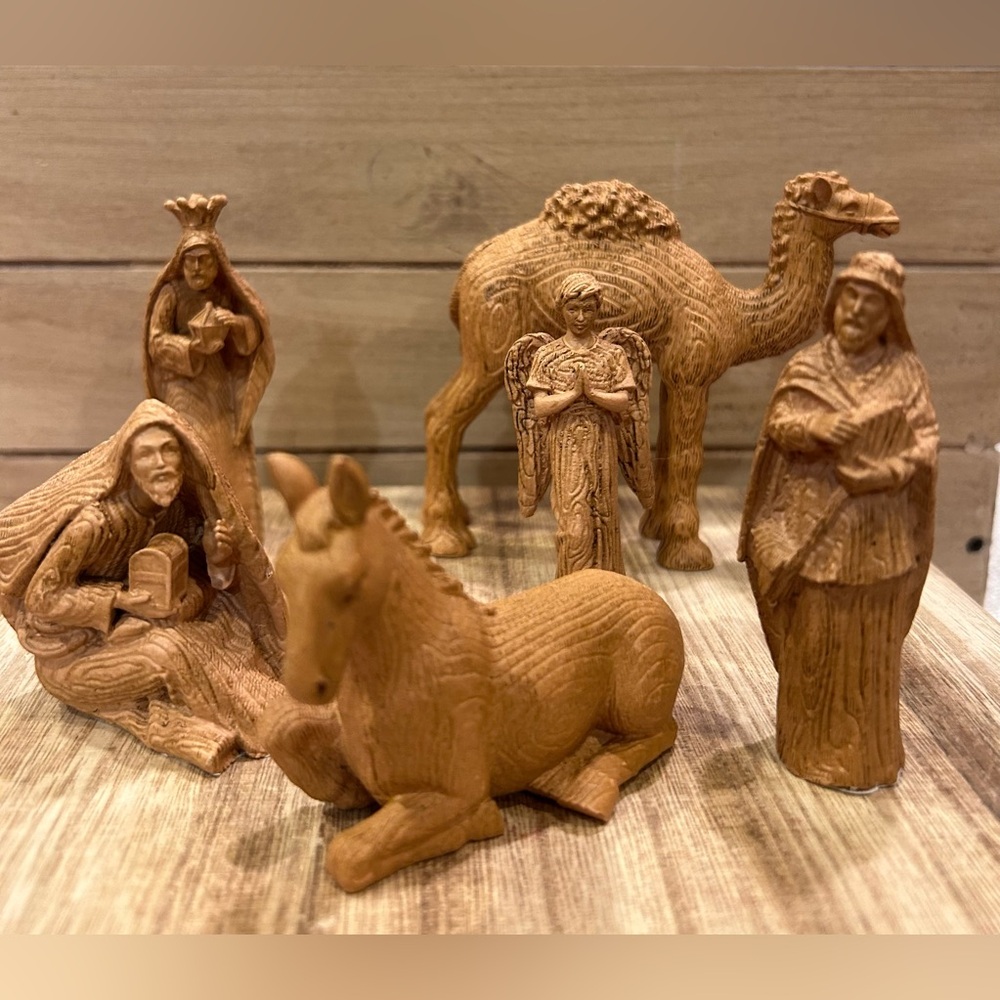 6Piece Set Hawthorne Village True Meaning of Christmas Nativity Tree Collection